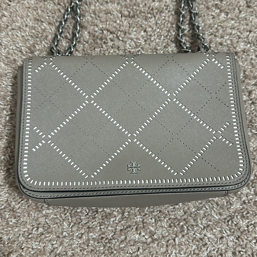 Tory Burch - Picture 2 of 9